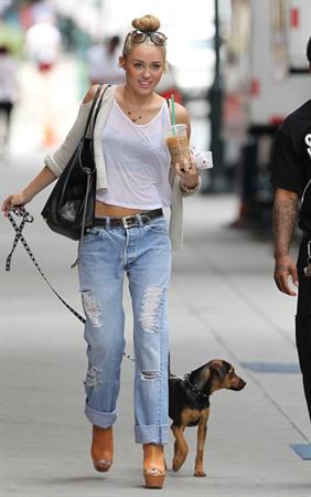 Miley Cyrus - Out with Happy in Philadelphia (August 7th 2012)