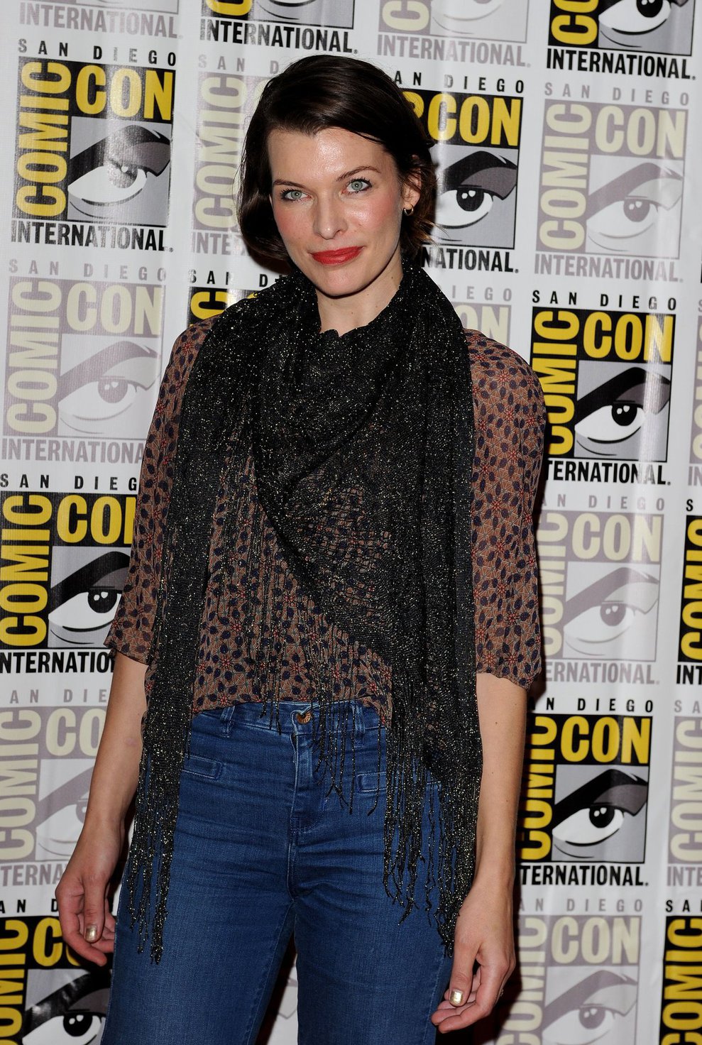 Milla Jovovich -  Resident Evil: Retribution  Press Room at Comic-Con 2012 in San Diego (July 13, 2012)