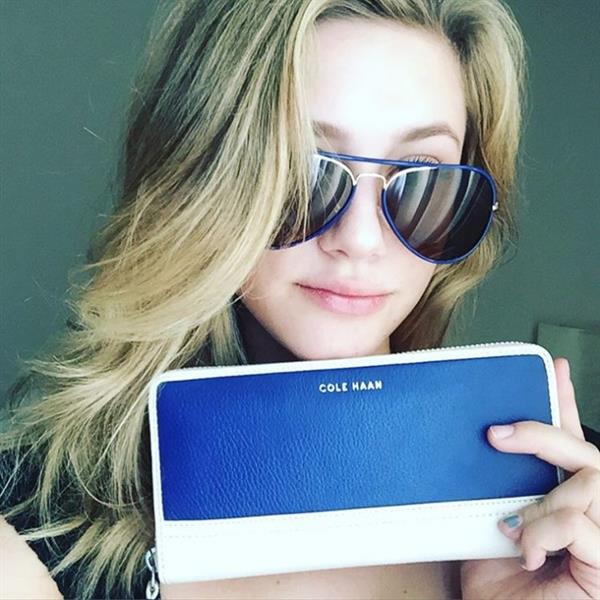 Lili Reinhart taking a selfie