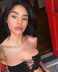 Naressa Valdez taking a selfie