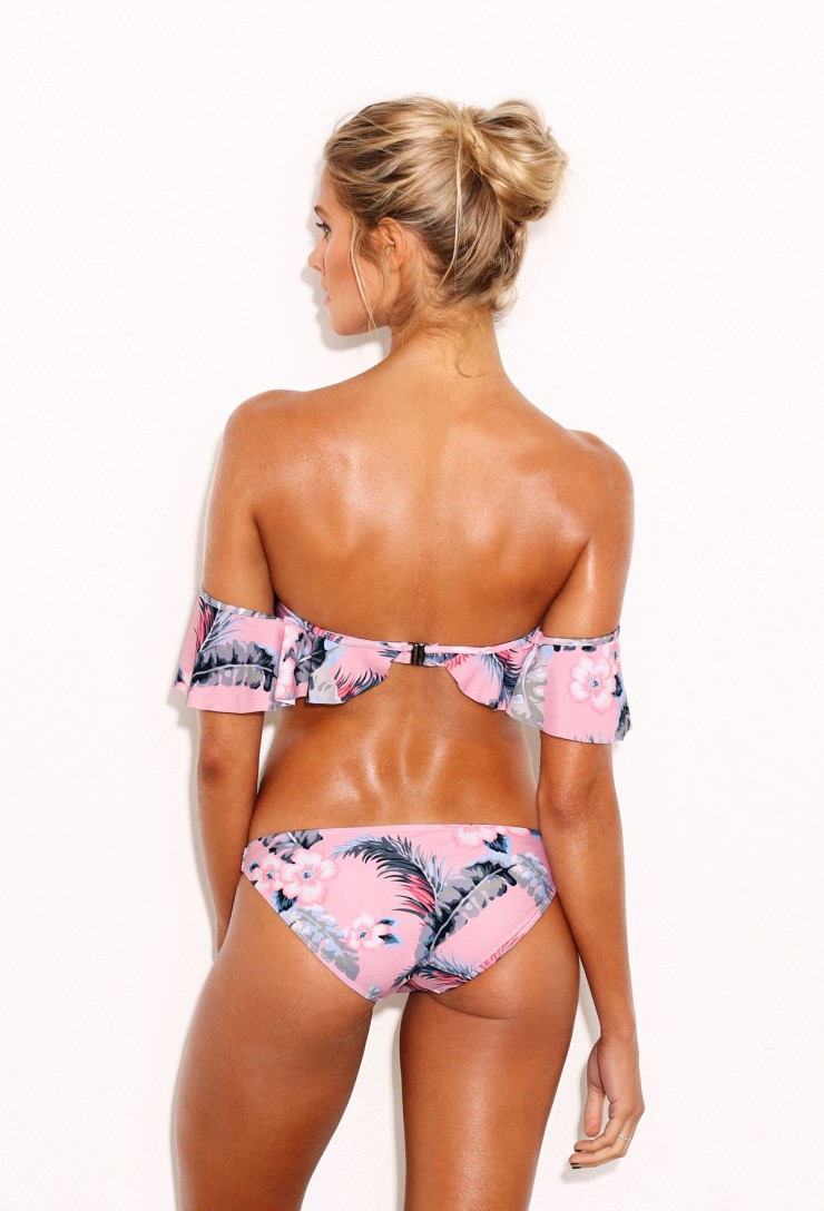 Natalie Jayne Roser in a bikini - ass