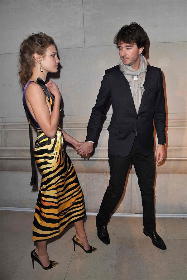 Natalia Vodianova 'Louis Vuitton - Marc Jacobs: The Exhibition' - Paris Fashion Week (March 7, 2012) 