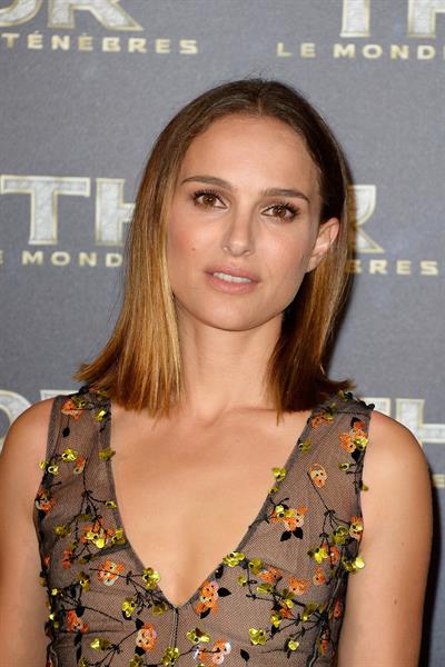 Natalie Portman  Thor: The Dark World  Premiere in Paris 10/23/2013 