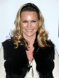 Natasha Henstridge 2012 Hollywood Christmas Parade Benefiting Marine Toys For Tots on November 25, 2012 