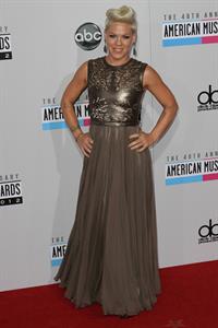 Pink American Music Awards (November 18, 2012) 