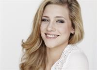 Lili Reinhart