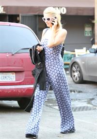Paris Hilton out And About in Beverly Hills 01.03.13 