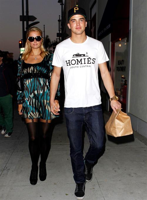 Paris Hilton Pictures Paris Hilton Stops by Il Pastaio in Beverly Hills March 4, 2013