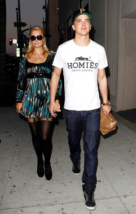 Paris Hilton Pictures Paris Hilton Stops by Il Pastaio in Beverly Hills March 4, 2013