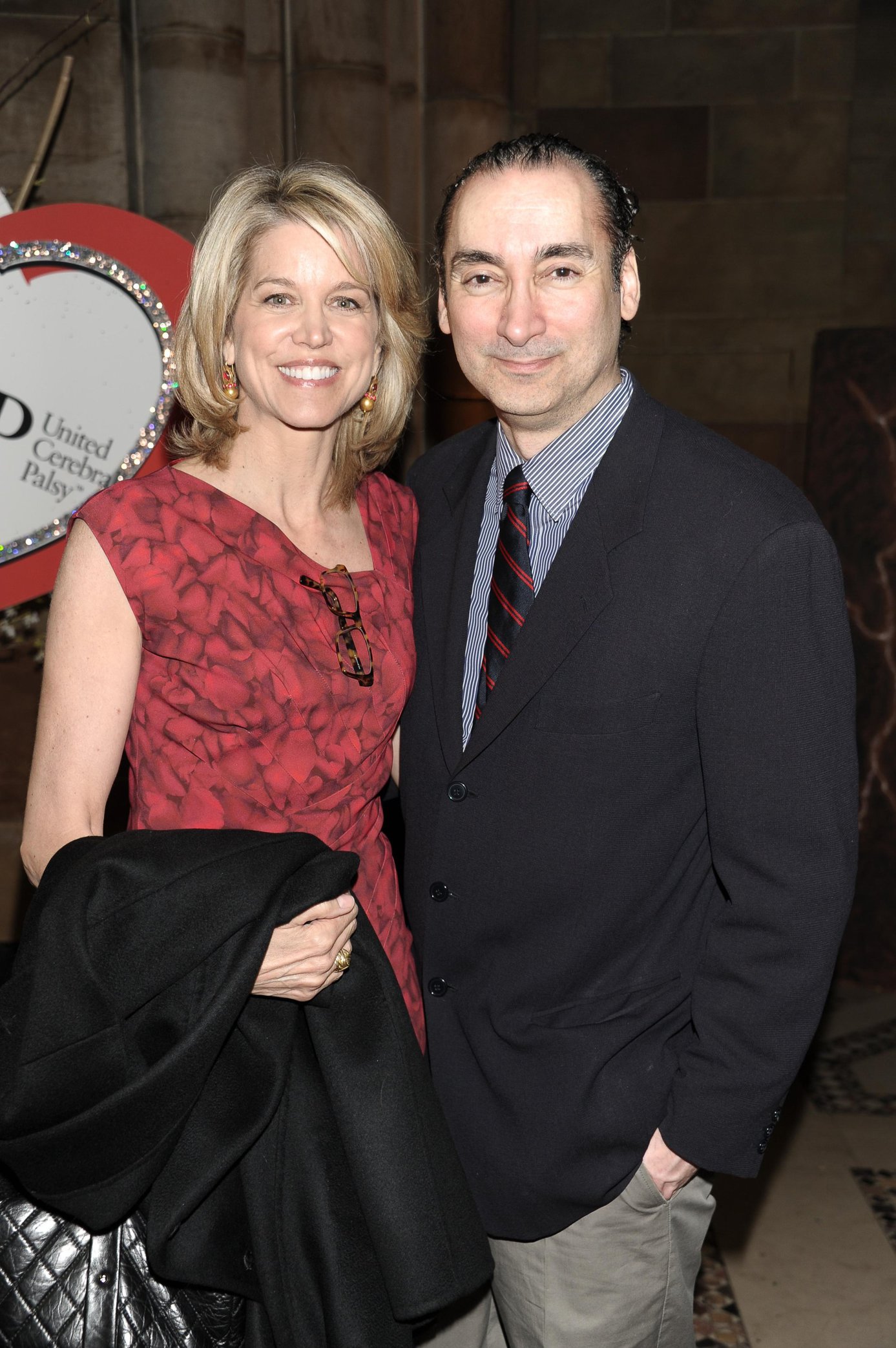 Paula Zahn Attends The 10th Annual Women Who Care Luncheon - NYC - May 5, 2012 