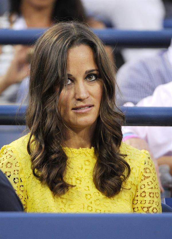 Pippa Middleton - Watching the Men's Singles Quaterfinal US Open in New York Sept 5, 2012
