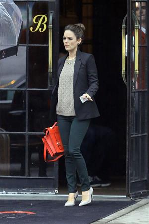 Rachel Bilson  Leaving her hotel in New York City - October 3, 2012 