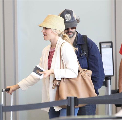 Rachel McAdams - Departs on a flight at LAX airport - August 9, 2012