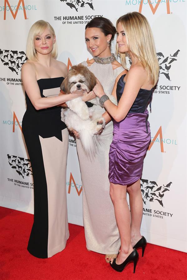 Rose McGowan at The Humane Society of the United States To the Rescue! New York Gala December 18, 2012