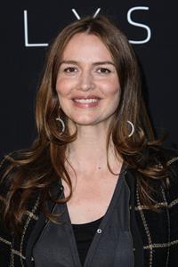 Saffron Burrows  Elysium  Los Angeles Premiere - Westwood, Aug. 7, 2013 