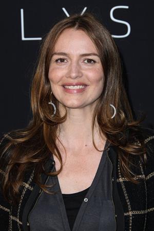 Saffron Burrows  Elysium  Los Angeles Premiere - Westwood, Aug. 7, 2013 