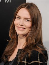 Saffron Burrows  Elysium  Los Angeles Premiere - Westwood, Aug. 7, 2013 