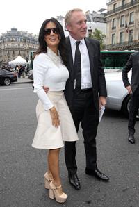Salma Hayek at the Stella McCartney fashion show at Paris Fashion Week - Sep. 30, 2013 