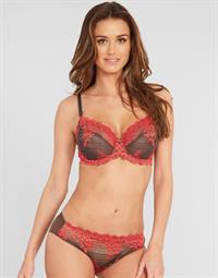 Talita Correa in lingerie