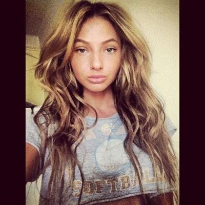 Alexandra  Sasha  Markina taking a selfie