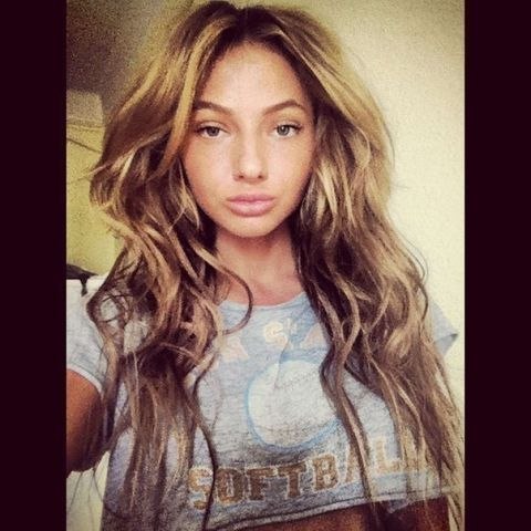 Alexandra  Sasha  Markina taking a selfie