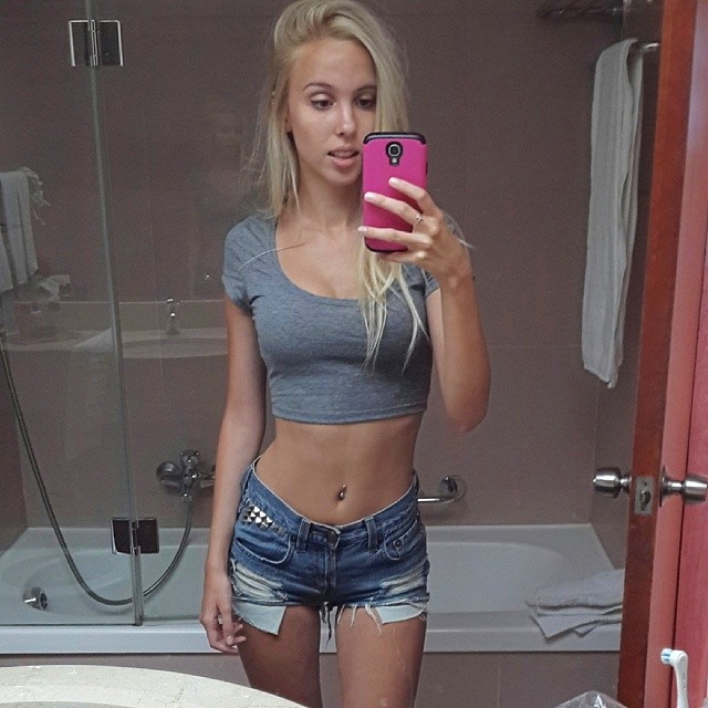 Maria Domark taking a selfie