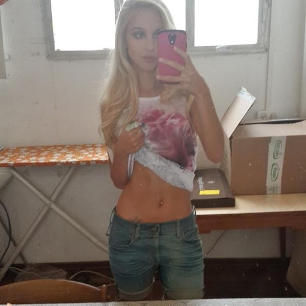 Maria Domark taking a selfie