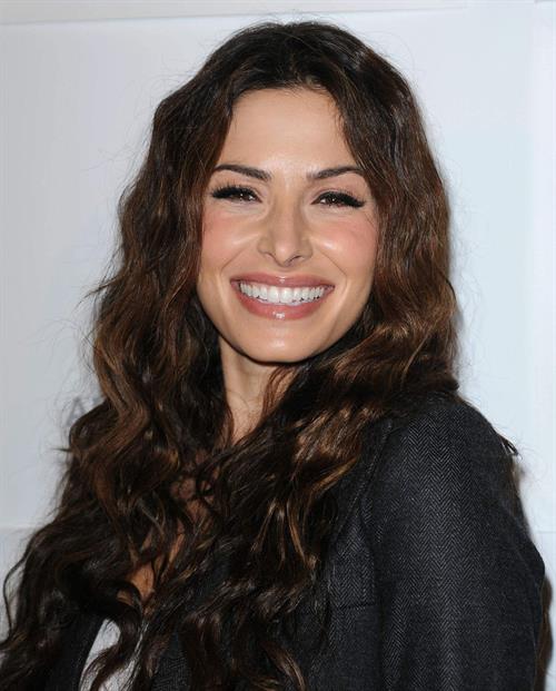Sarah Shahi Blue Tie Blue Jean Ball in Beverly Hills November 29, 2012