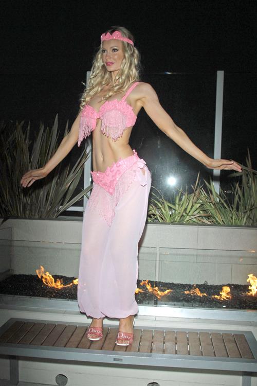 Sophie Turner - Rocks The Casbah As She Parades During Halloween October 31, 2012 