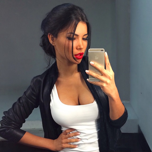 Svetlana Bilyalova taking a selfie
