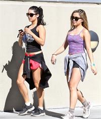 Vanessa Hudgens out and about in Studio City 10/29/12 Gal Number : 20121109182701775e-20