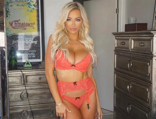 Lindsey Pelas in lingerie