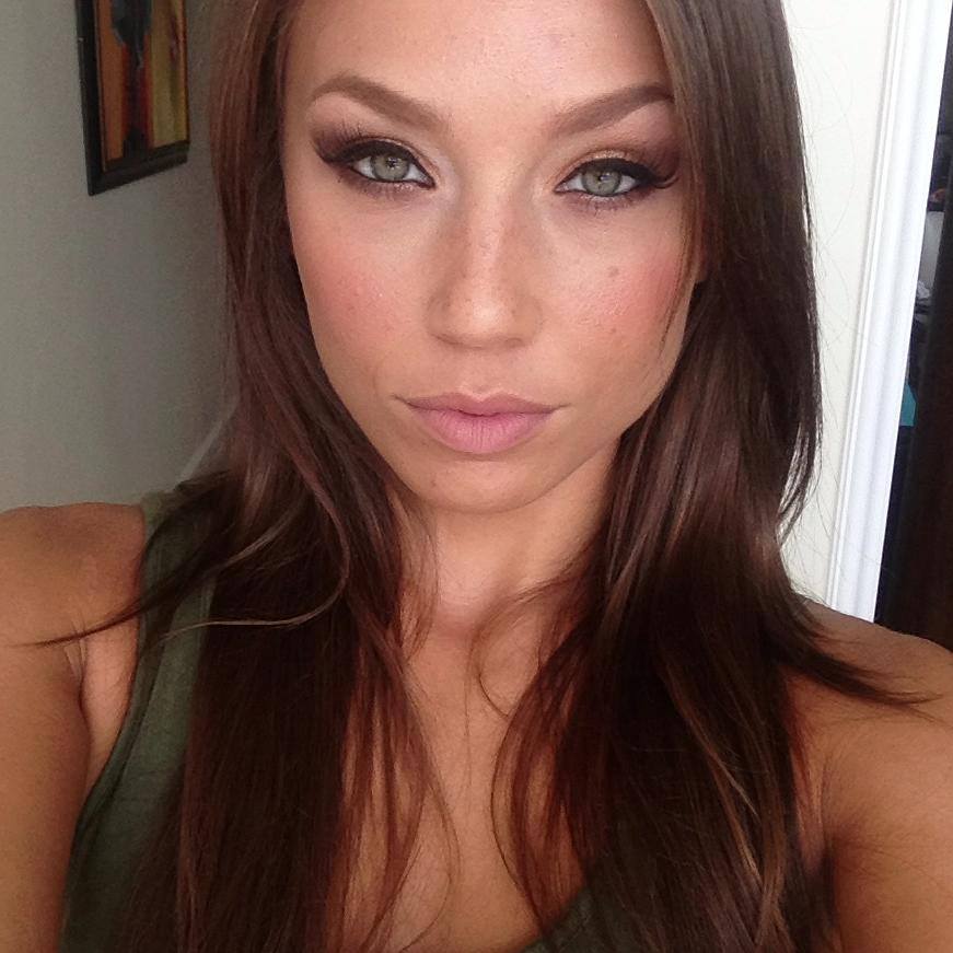 Nicole Mejia taking a selfie