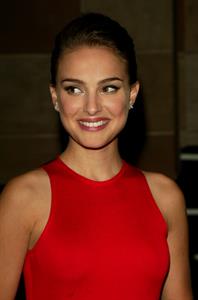 7th Annual National Arts Awards Dress by Isaac Mizrahi New York City, NY 10/07/02