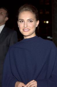 7th Annual National Arts Awards Dress by Isaac Mizrahi New York City, NY 10/07/02