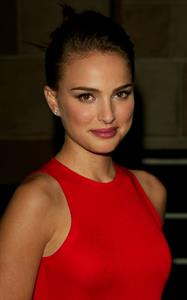 7th Annual National Arts Awards Dress by Isaac Mizrahi New York City, NY 10/07/02