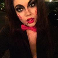 Aarika Wolf taking a selfie