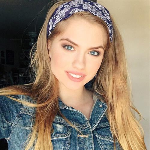 Alexandria Morgan taking a selfie
