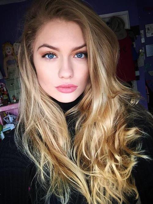 Alexandria Morgan taking a selfie