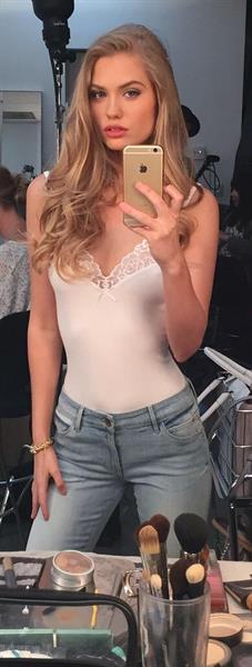 Alexandria Morgan taking a selfie