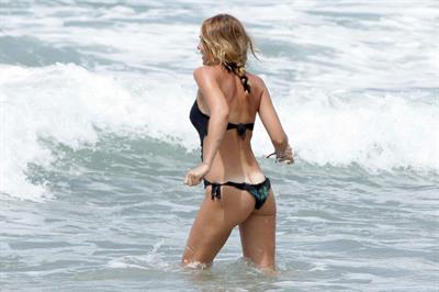 Ilary Blasi in a bikini - ass