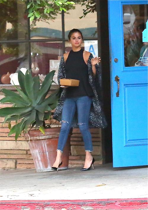 Selena Gomez out for dinner in L.A. August 21, 2014
