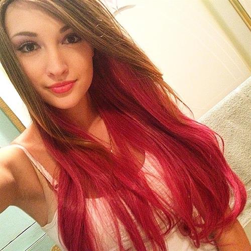 Anna Faith Carlson taking a selfie