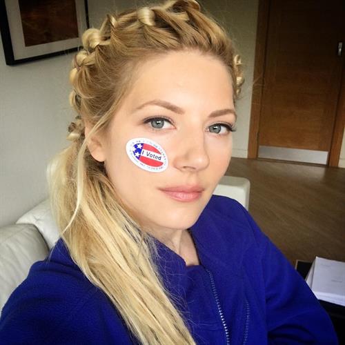 Katheryn Winnick taking a selfie