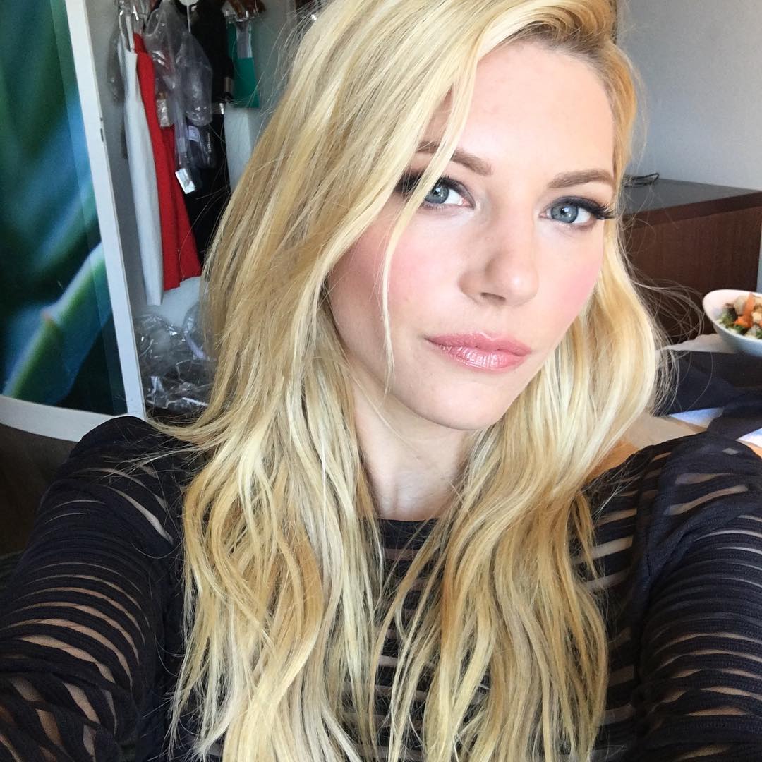 Katheryn Winnick Pics