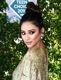 Shay Mitchell
