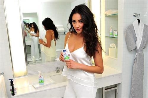 Shay Mitchell