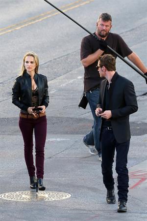 Natalie Portman on the set of a Terrence Malick film in Austin 10/20/12 