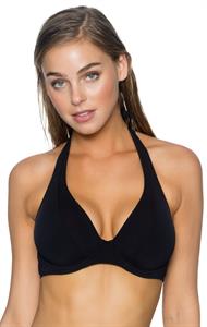 Elizabeth Turner in a bikini