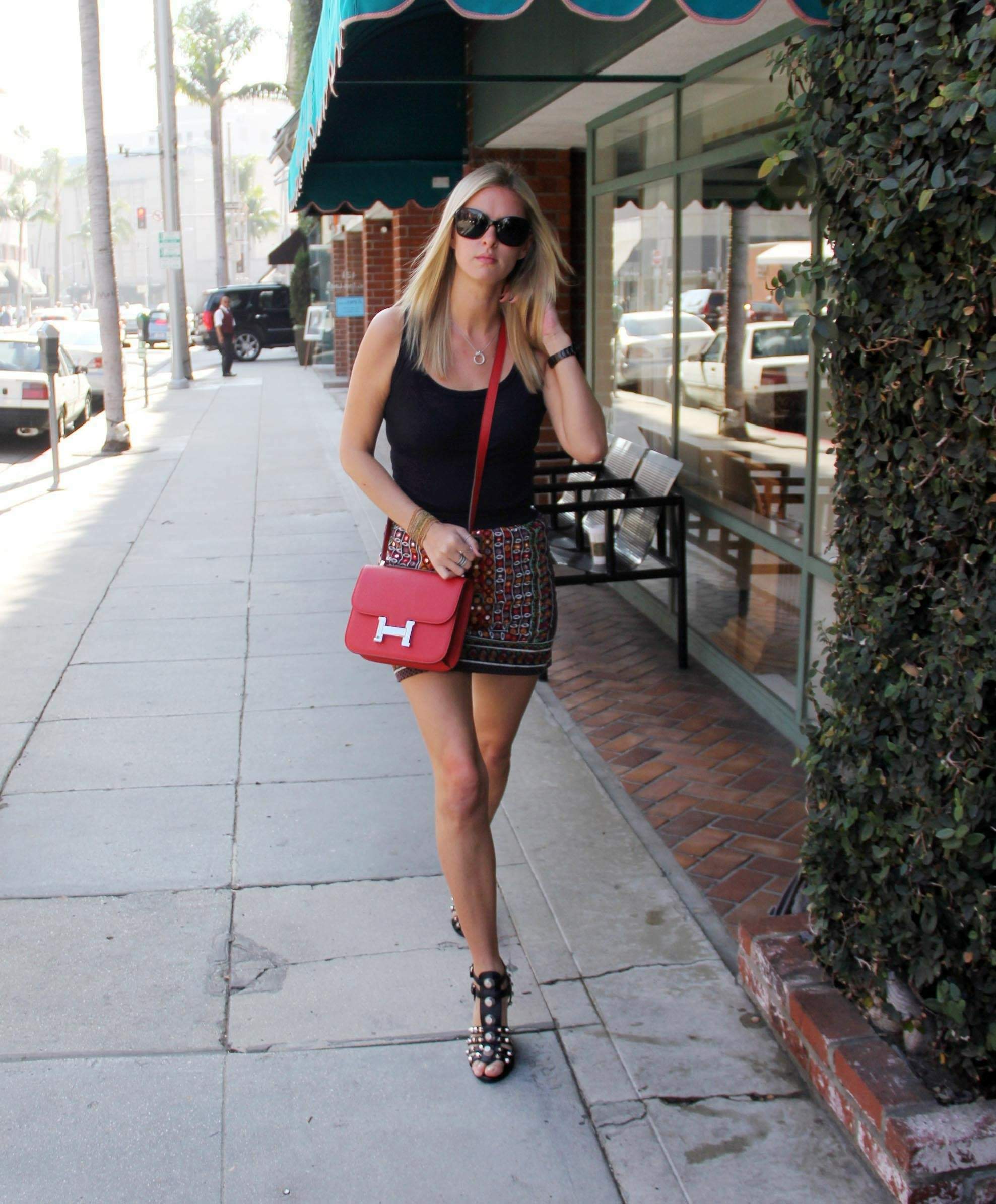 Nicky Hilton stop at a nail salon in Beverly Hills October 22, 2013